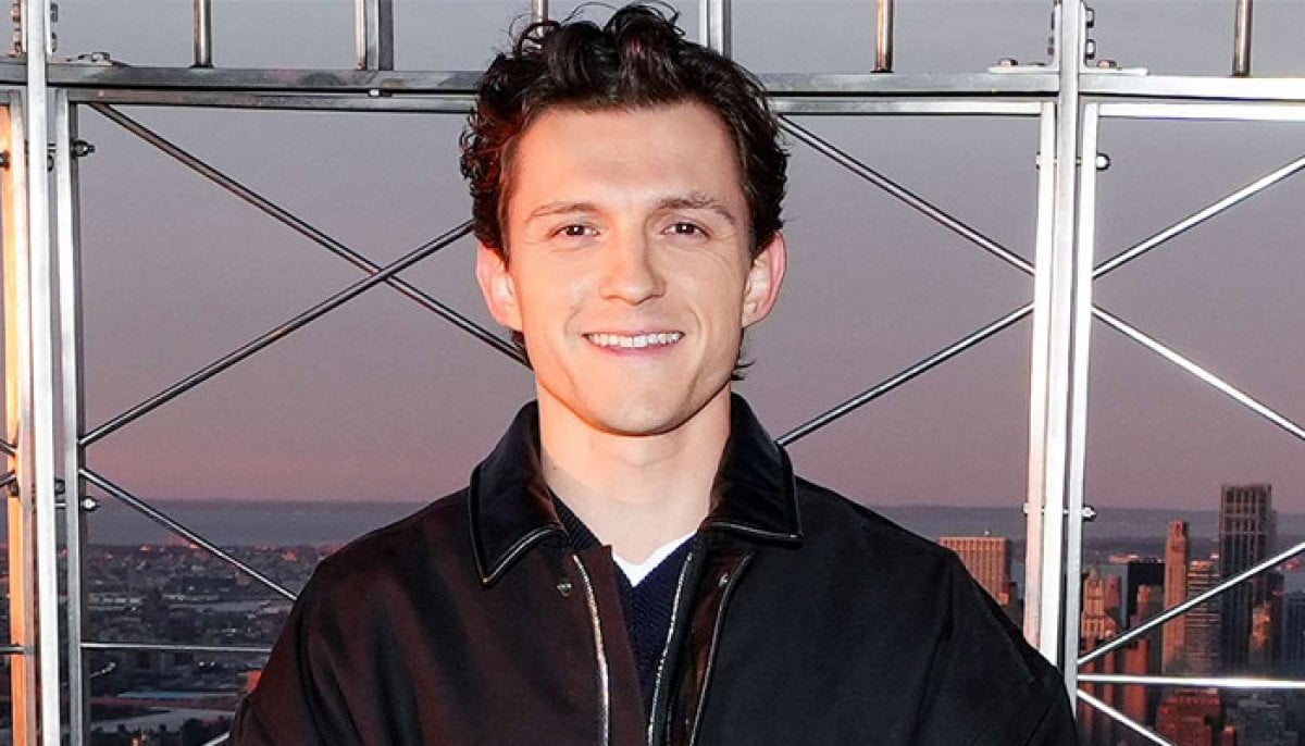 Tom Holland takes dad to ‘dizzying heights’ after restaurant shout-out