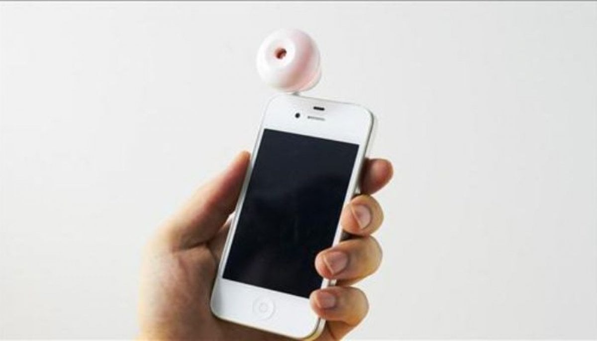 Scientists develop technology to send smells through phones