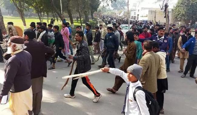 Protests continue over Kasur tragedy