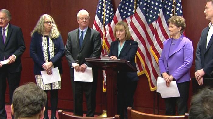 US senators urge lifting curfew in IOK