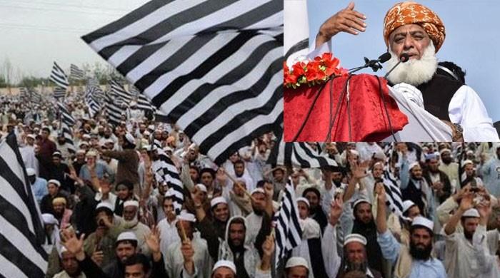 Azadi March floods into Islamabad