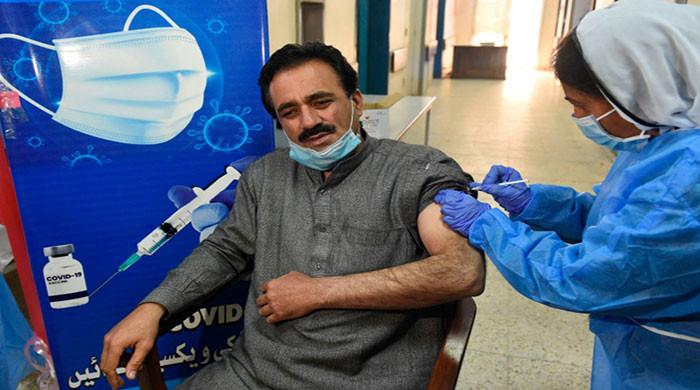 24,383 senior citizens vaccinated in Faisalabad - Vimarsana News
