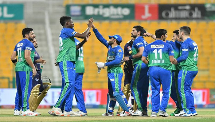 Gladiators crash out of PSL after heavy loss against Sultans