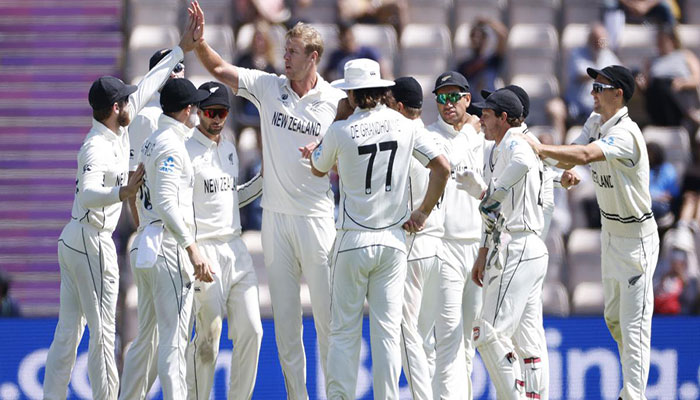 New Zealand outplay India in World Test final