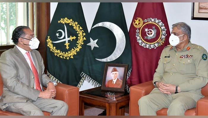 Ambassador Munir Akram calls on COAS