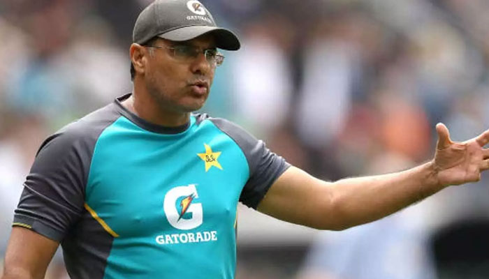 Waqar admits wet weather hampering team’s practice