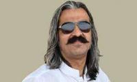 Gandapur terms ZAB ‘traitor’, Nawaz ‘robber’