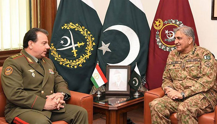 Tajik defence minister calls on COAS