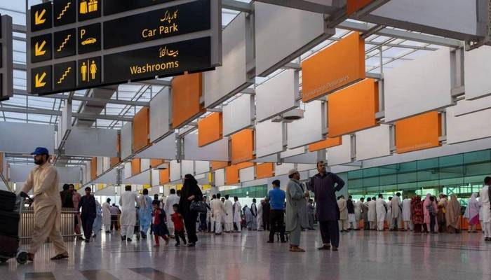 UAE issues new guidelines for Pakistan travellers