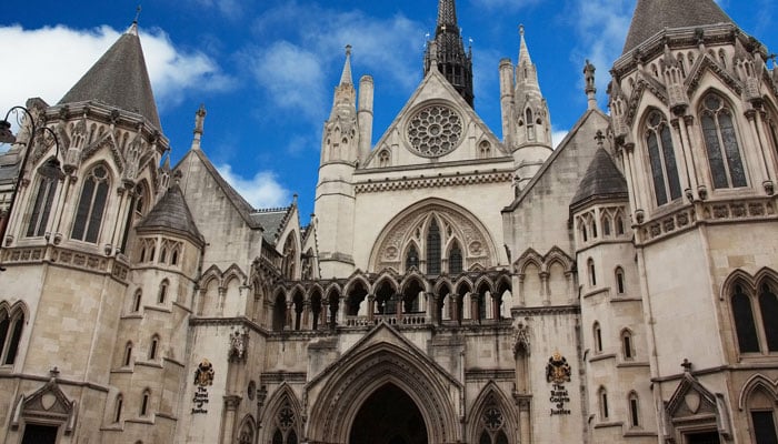 UK govt right to add Pakistan to corona Red List: judge