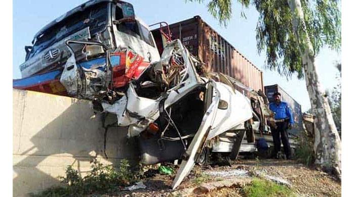 Three killed, 12 injured in Toba Tek - Vimarsana News