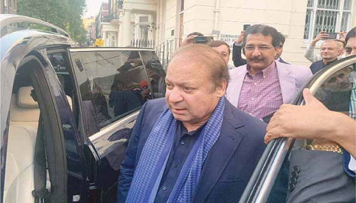 Govt hails UK move against corrupt elements, demands action against Nawaz