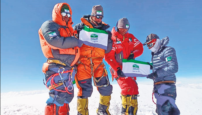 Porters from GB’s Hushe region ascend K2 Summit