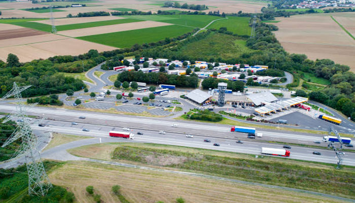 Promotion of tourism Centre asked to set up resting areas on highways in KP