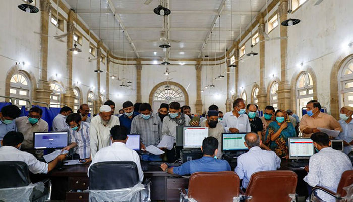 Corona positivity ratio crosses 9pc