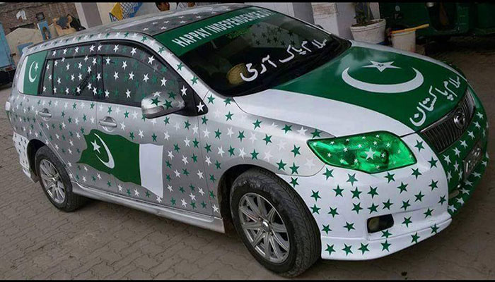 Jubilant youth eager to decorate vehicles ahead of Independence Day
