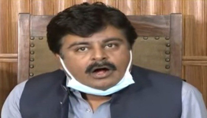 Sardar Ali Shah, Sindh Education Minister. Photo: Geo News Screengrab.