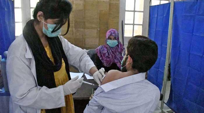 VVIPs want all kinds of vaccine jabs, says UHS VC - Vimarsana News