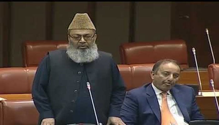 PML-N Senator Hafiz Karim acquitted of corruption cases