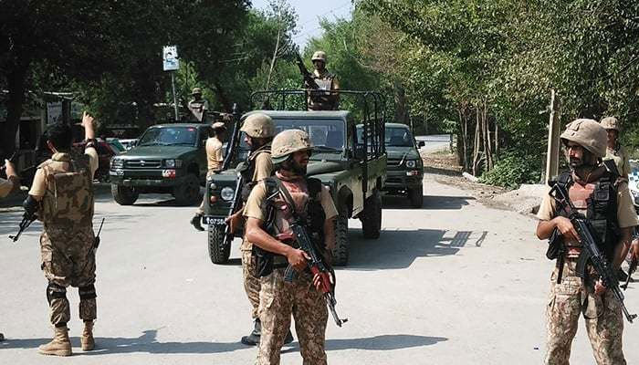 Two soldiers martyred, three terrorists killed in Bajaur attack