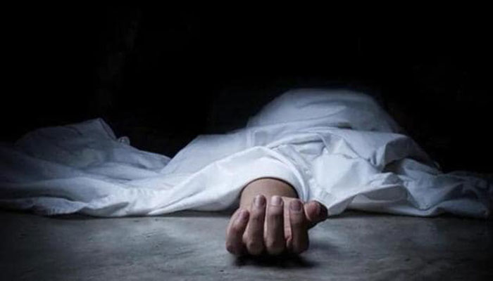 Girl dies as three men gang rape her in Gujrat