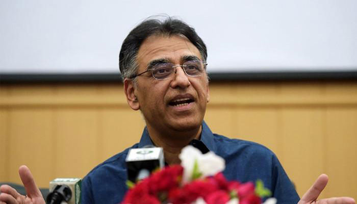 2023 general elections to be held under new census: Asad Umar
