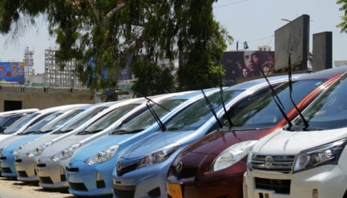 Car loans hit record high of Rs326bln in August