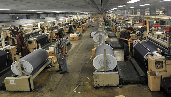 Power looms industry in crisis owing to continuous increase in cost of production
