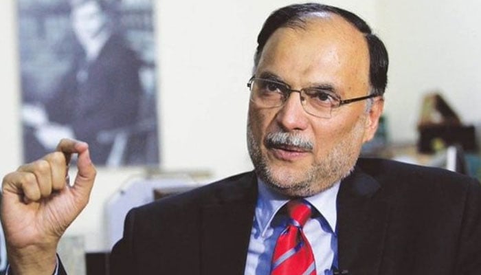 Govt, opposition trade barbs over road projects