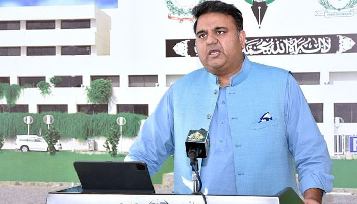 Journalists should be given training, says Fawad Chaudhry
