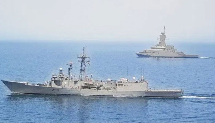 Pak Navy ship visits Oman