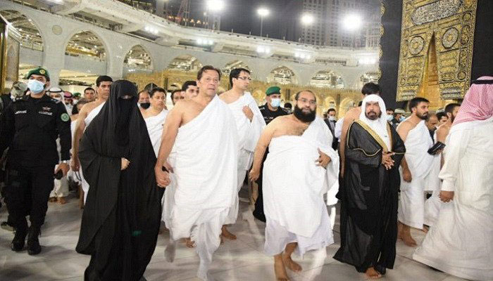 PM performs Umrah, prays for peace and prosperity of Pakistan