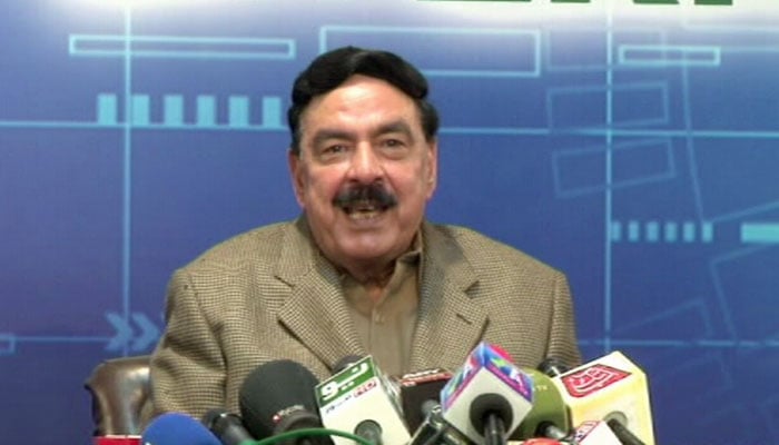 Talks with TLP moving in right direction: Sh Rashid