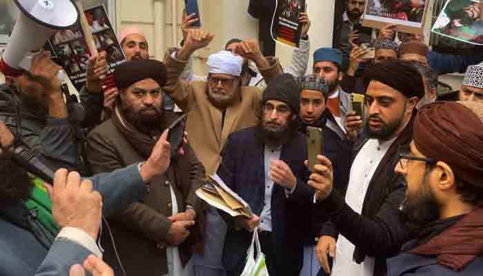 TLP supporters stage protest in London