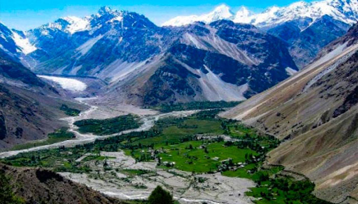 Kamal for immediately giving Gilgit-Baltistan status of province