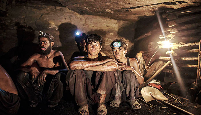 Sindh to provide health insurance coverage to coalmine workers
