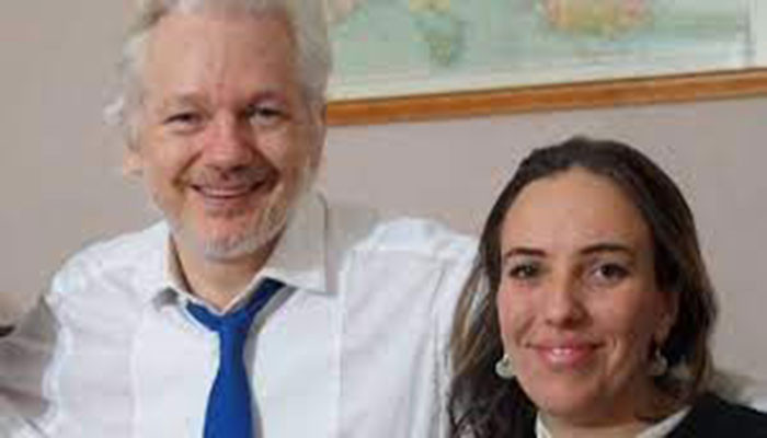 Assange mendapat izin untuk menikah di penjara Inggris