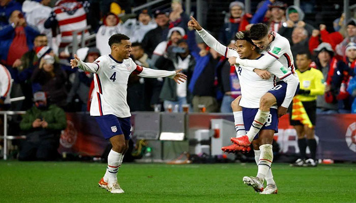 Pulisic, McKennie on target as US sink Mexico