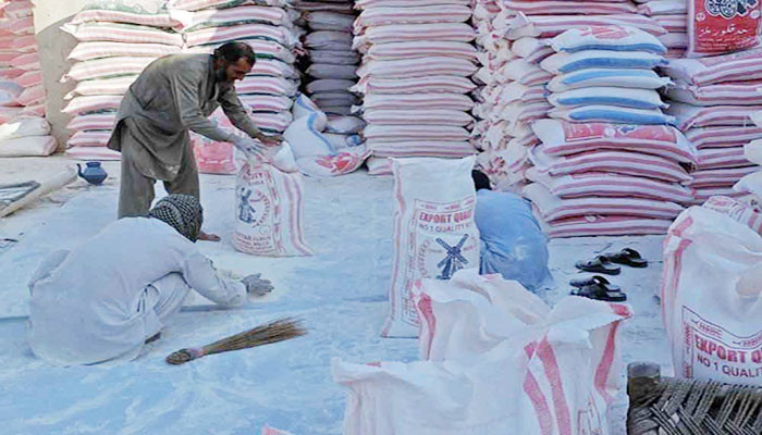Pabrik tepung mengancam lagi untuk menghentikan pasokan