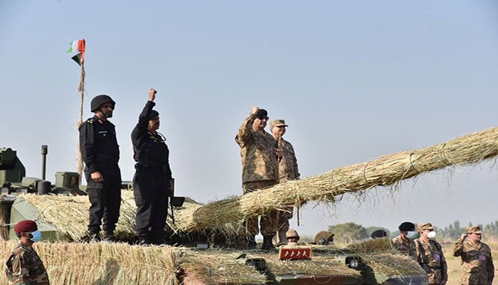 COAS witnesses military exercise in Kharian