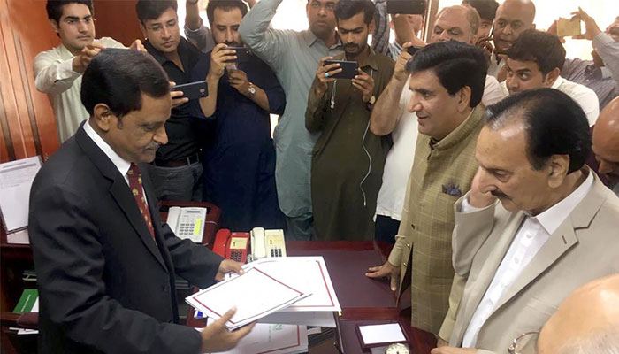 Most opposition parties finalise candidates for Mardan mayoral slot