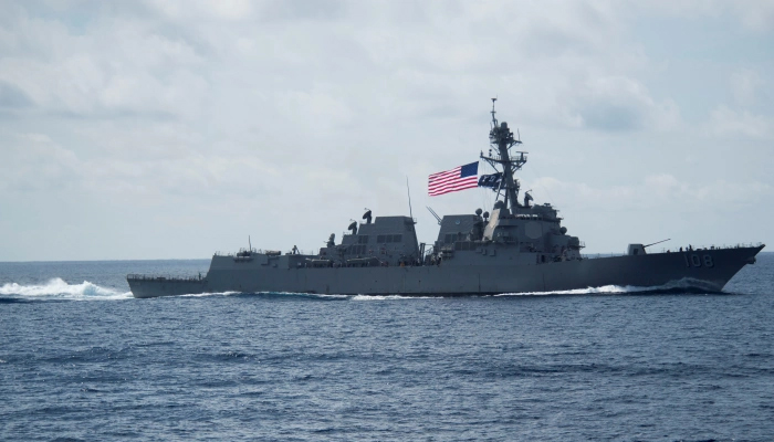 US warship transits Taiwan Strait