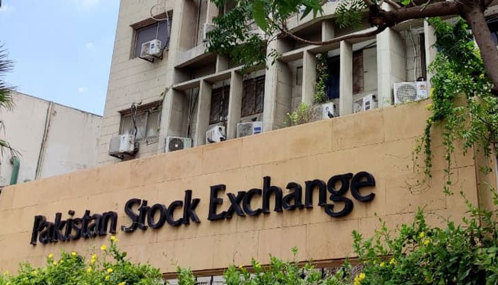 PSX rout enters 3rd day on minibudget frets