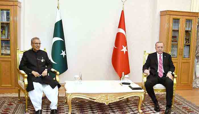 President Dr Arif Alvi meeting with President of Turkey Recep Tayyib Erdogan. -APP