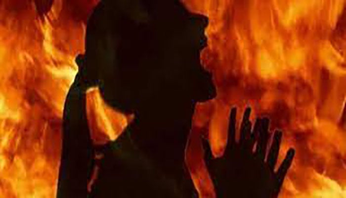 Bedridden woman burns to death, four suffer injures in house fire