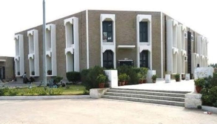 SABS University holds talk on Art Residency