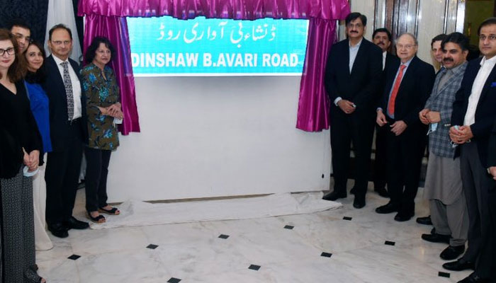 CM inaugurates Dinshaw B Avari Road