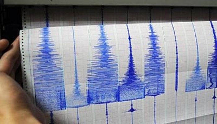 4.1 magnitude quake jolts Karachi