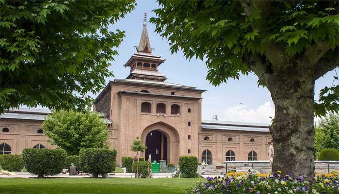 600-year-old Srinagar Jamia Masjid’s Imam detained at home for last two years