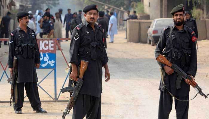 Militant commander killed in DI Khan action